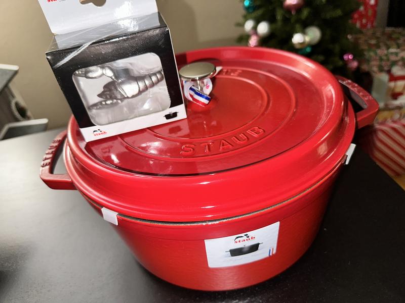 Staub 7 qt. Round Cocottes Bed Bath and Beyond Canada