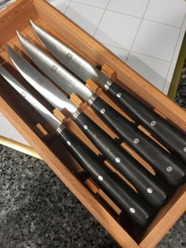 Excellent steak knives
