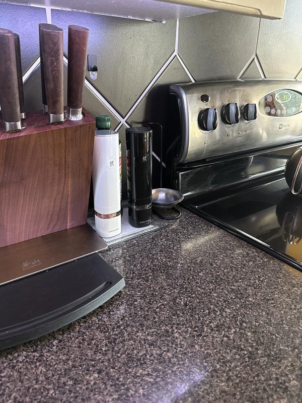 Review Thumbnail Image 0 379548048