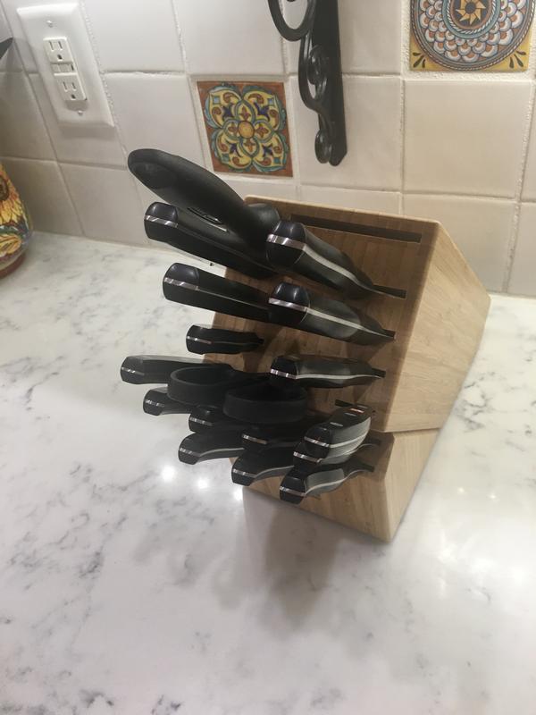 Zwilling Pro 17-Piece Knife Block Set