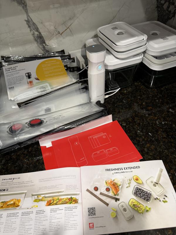 Buy ZWILLING Fresh & Save Vacuum starter set | ZWILLING.COM