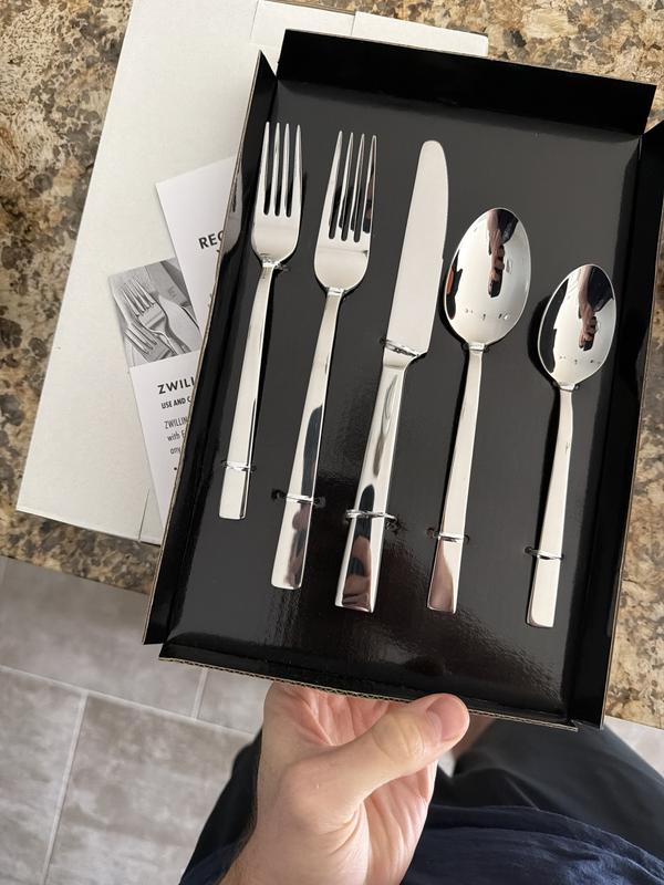 ZWILLING カトラリーレスト 12個セット 専用ケース付き Buy ZWILLING Steak Sets 12-pc, 18/10 Stainless Steel Steak Dinner