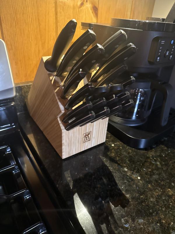 Knives for cabin