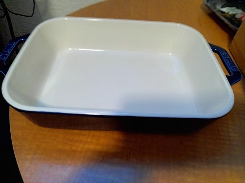 Staub 10.5in x 7.5in Rectangular Baking Dish White