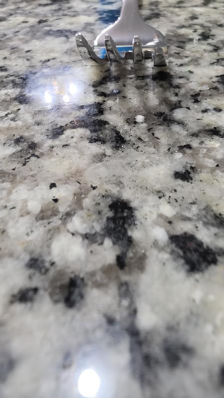 Customer photo for "Looks nice but bent fork after a couple weeks"
