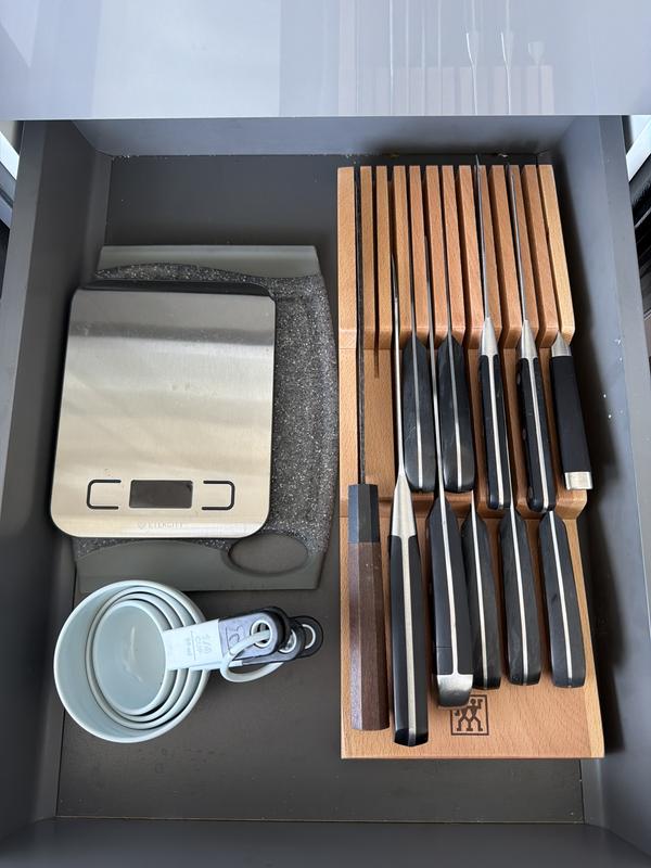 Review Thumbnail Image 0 384749789