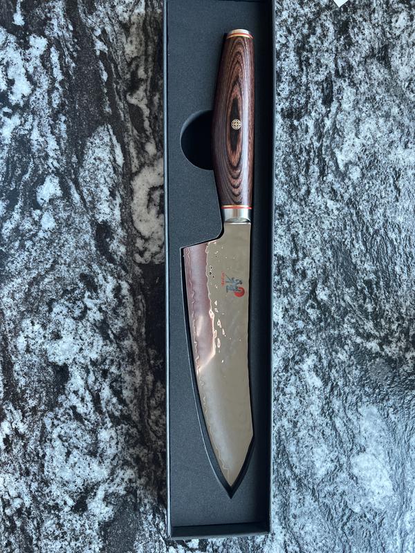 Buy MIYABI Artisan Rocking santoku | ZWILLING.COM
