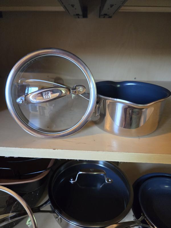VINTAGE 1970'S UNION PLAZA LAS VEGAS PAN SET RED AND WHITE