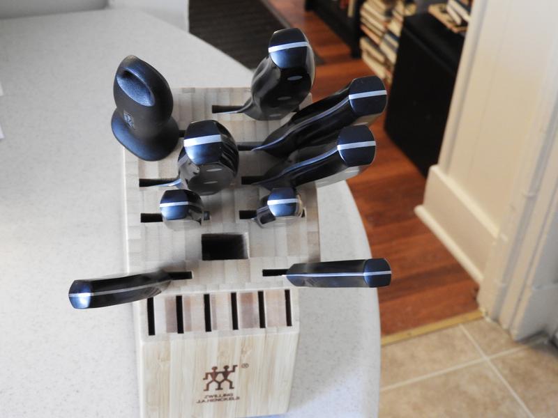 Buy ZWILLING TWIN Signature Knife block set | ZWILLING.COM