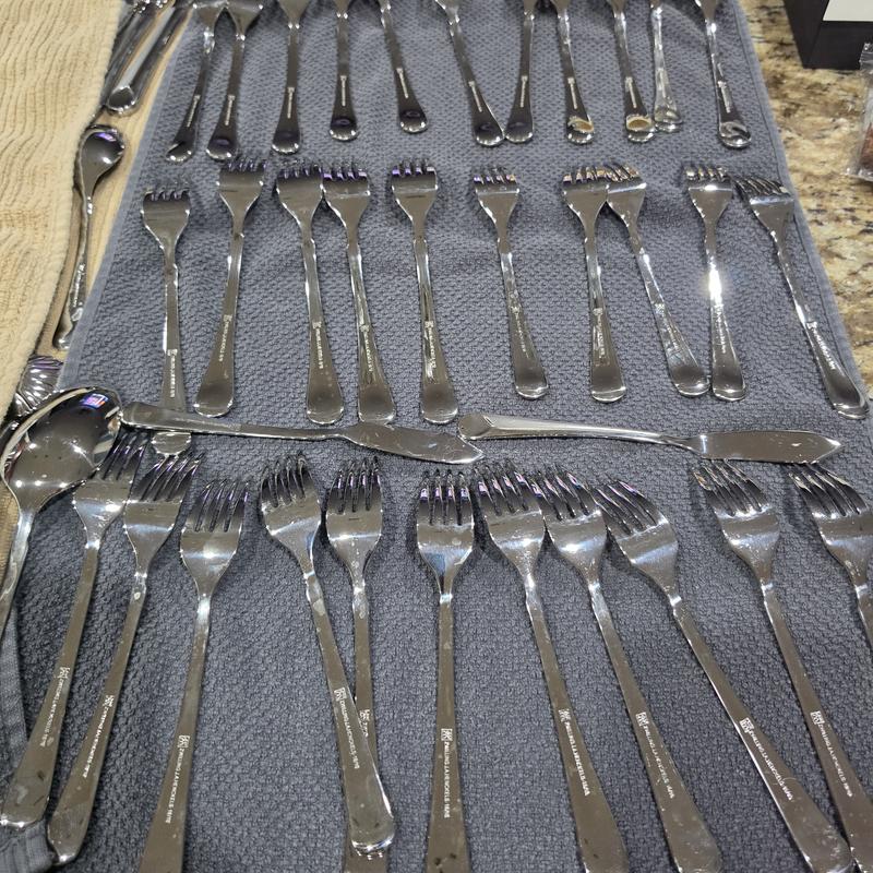 Customer photo for "New flatware"