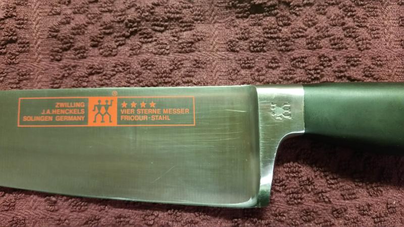 Buy ZWILLING Four Star Chef's knife | ZWILLING.COM