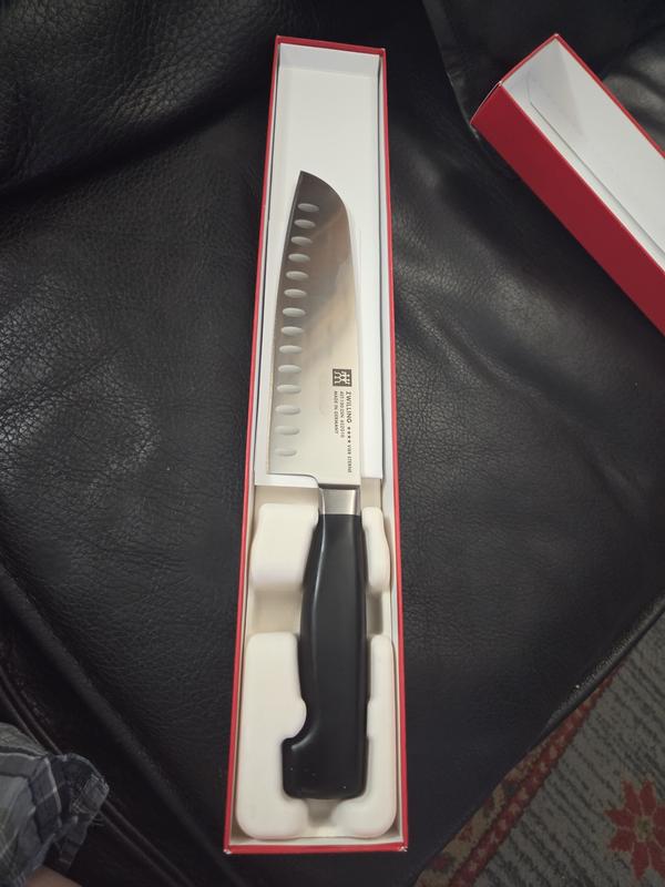 Brand new and super sharp