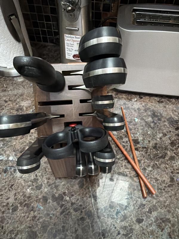 Customer carousel item 1.