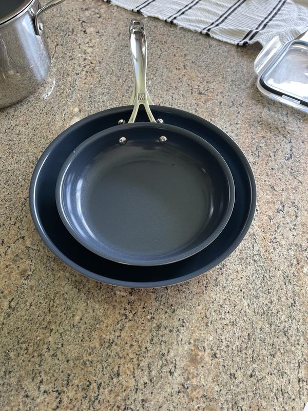 Customer carousel item 4.