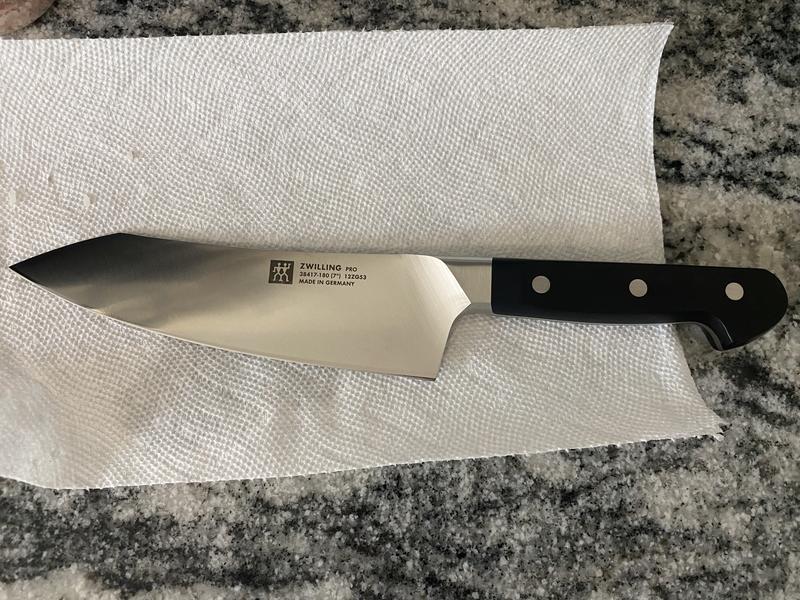 Buy ZWILLING Pro Rocking santoku | ZWILLING.COM